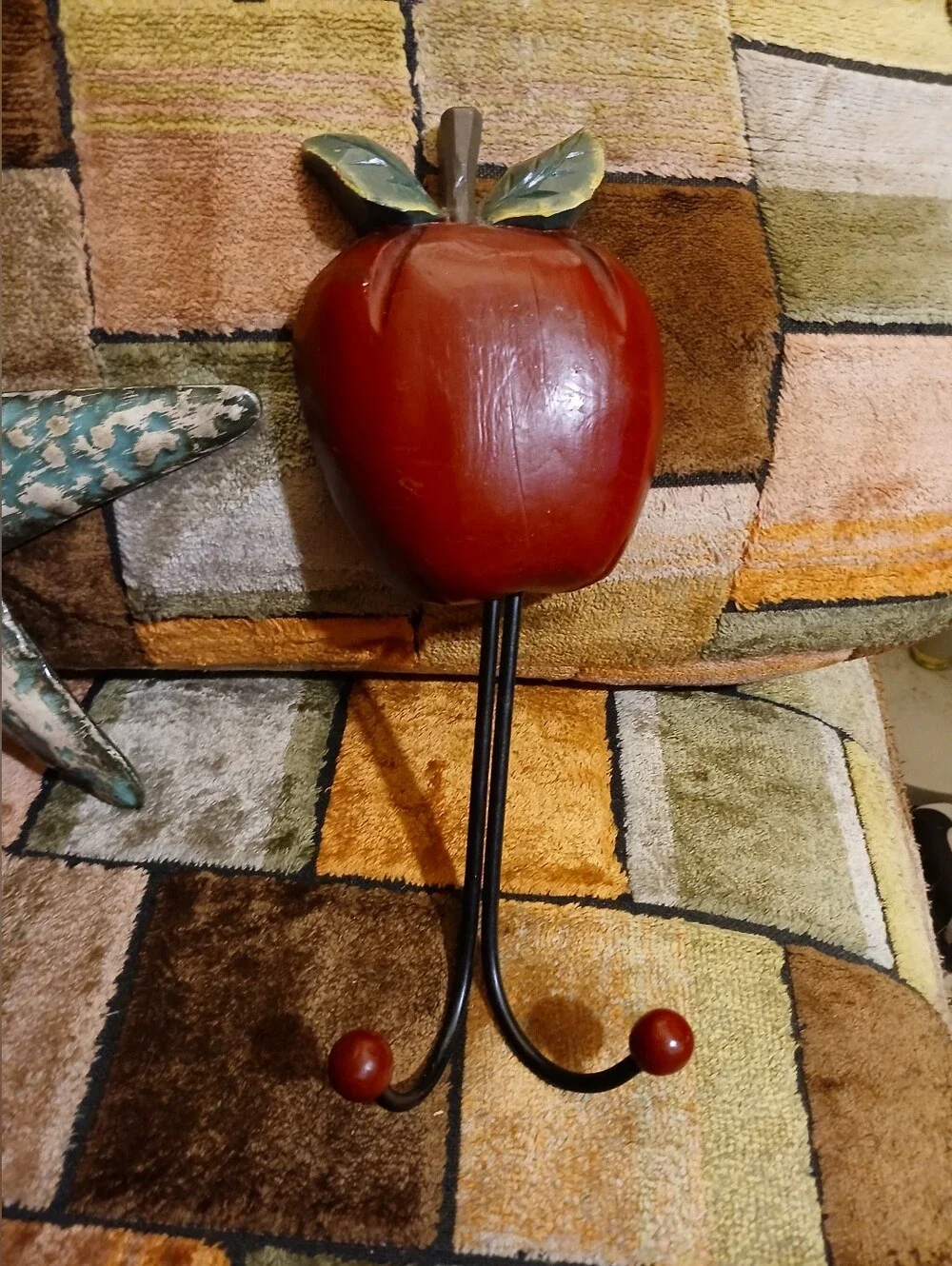 Rustic Red Apple Wall Hook - Decorative Star Hook